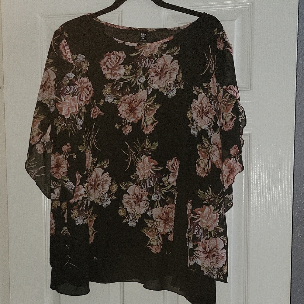 Floral Black and Pink Women's Top